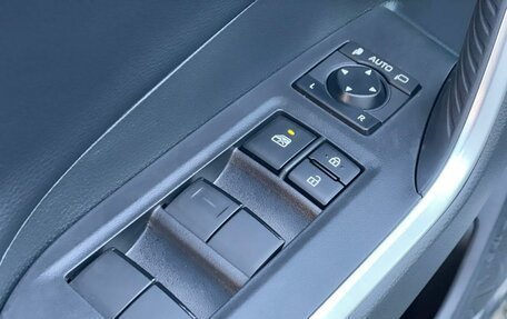 Toyota RAV4, 2024 год, 3 680 000 рублей, 8 фотография