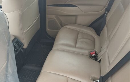 Mitsubishi Outlander III рестайлинг 3, 2019 год, 1 930 000 рублей, 12 фотография