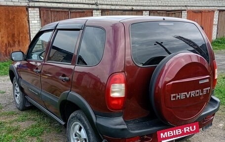 Chevrolet Niva I рестайлинг, 2004 год, 270 000 рублей, 15 фотография