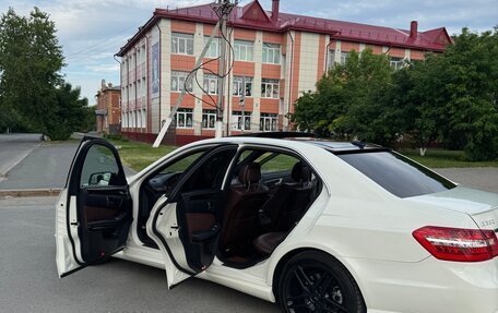 Mercedes-Benz E-Класс, 2012 год, 2 300 000 рублей, 7 фотография