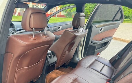 Mercedes-Benz E-Класс, 2012 год, 2 300 000 рублей, 16 фотография