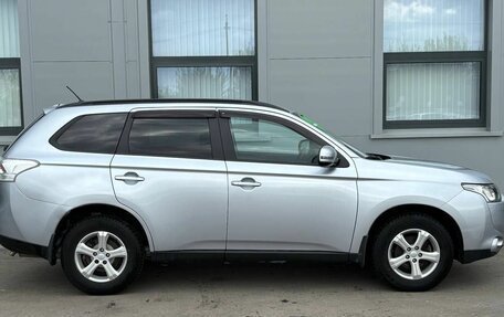 Mitsubishi Outlander III рестайлинг 3, 2012 год, 1 254 216 рублей, 4 фотография