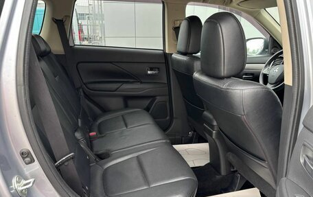 Mitsubishi Outlander III рестайлинг 3, 2012 год, 1 254 216 рублей, 16 фотография