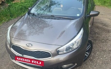 KIA cee'd III, 2015 год, 1 200 000 рублей, 20 фотография
