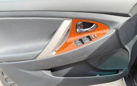 Toyota Camry, 2008 год, 990 000 рублей, 11 фотография