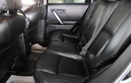 Infiniti FX I, 2004 год, 1 199 000 рублей, 25 фотография