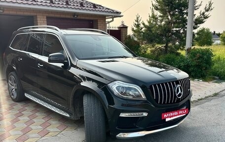 Mercedes-Benz GL-Класс, 2015 год, 3 650 000 рублей, 3 фотография