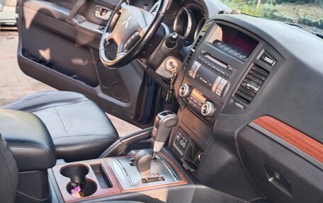 Mitsubishi Pajero IV, 2008 год, 2 250 000 рублей, 12 фотография
