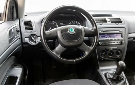 Skoda Octavia, 2010 год, 688 000 рублей, 18 фотография