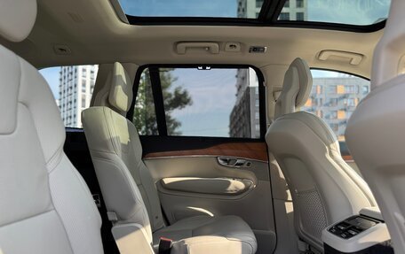 Volvo XC90 II рестайлинг, 2019 год, 3 000 000 рублей, 16 фотография