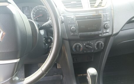 Suzuki Swift IV, 2011 год, 750 000 рублей, 2 фотография