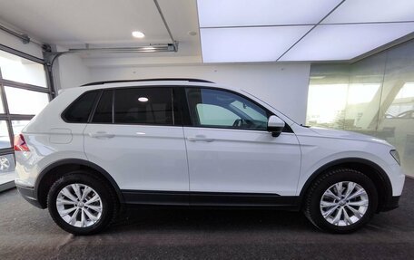 Volkswagen Tiguan II, 2020 год, 2 199 000 рублей, 5 фотография