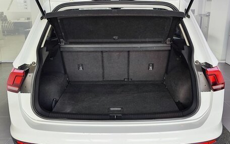 Volkswagen Tiguan II, 2020 год, 2 199 000 рублей, 12 фотография