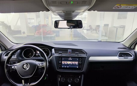 Volkswagen Tiguan II, 2020 год, 2 199 000 рублей, 17 фотография