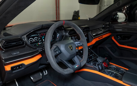 Lamborghini Urus I, 2025 год, 52 990 000 рублей, 21 фотография
