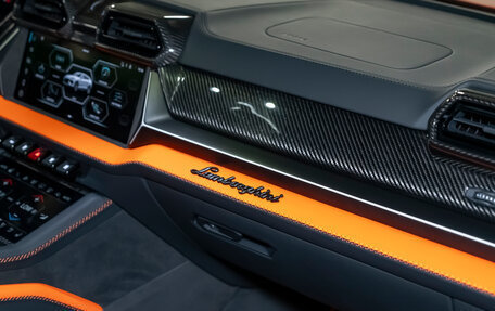 Lamborghini Urus I, 2025 год, 52 990 000 рублей, 33 фотография