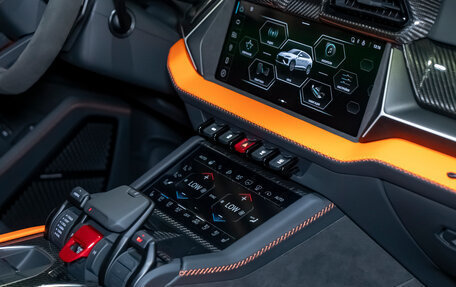 Lamborghini Urus I, 2025 год, 52 990 000 рублей, 32 фотография
