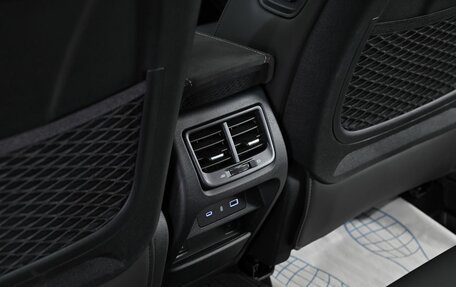 Geely Tugella FY11, 2023 год, 2 999 000 рублей, 18 фотография