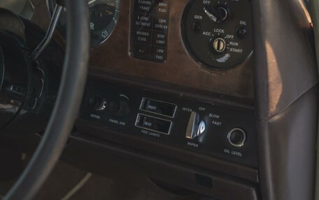 Rolls-Royce Silver Shadow, 1980 год, 3 411 050 рублей, 28 фотография