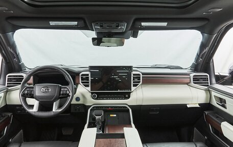 Toyota Tundra, 2022 год, 9 799 000 рублей, 28 фотография
