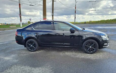 Skoda Octavia, 2017 год, 1 500 000 рублей, 4 фотография