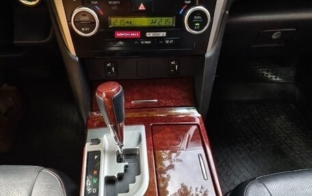 Toyota Camry, 2012 год, 1 700 000 рублей, 10 фотография