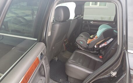 Volkswagen Touareg III, 2005 год, 790 000 рублей, 7 фотография