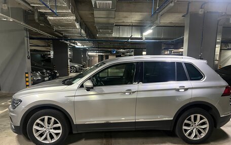 Volkswagen Tiguan II, 2017 год, 2 645 000 рублей, 1 фотография