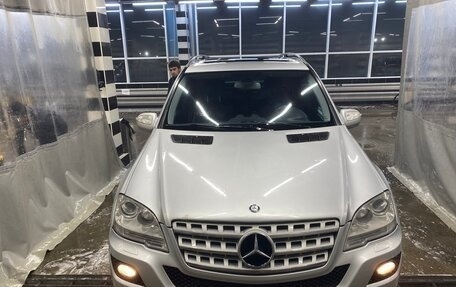 Mercedes-Benz M-Класс, 2010 год, 1 350 000 рублей, 5 фотография