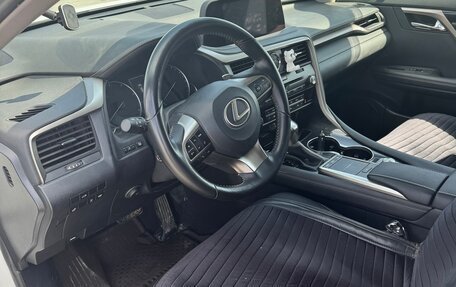 Lexus RX IV рестайлинг, 2021 год, 5 400 000 рублей, 4 фотография