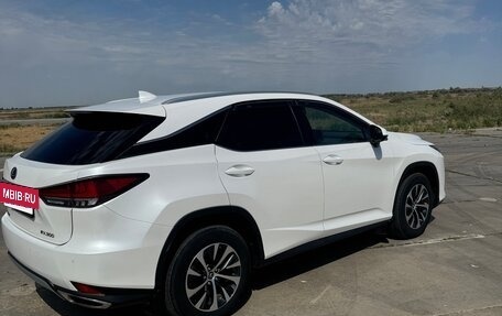 Lexus RX IV рестайлинг, 2021 год, 5 400 000 рублей, 5 фотография