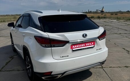 Lexus RX IV рестайлинг, 2021 год, 5 400 000 рублей, 8 фотография
