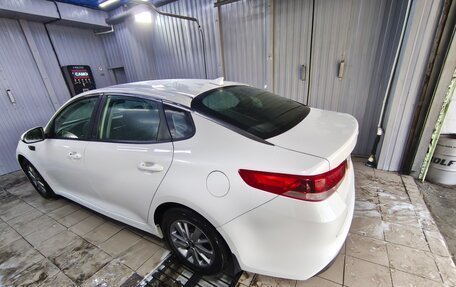 KIA Optima IV, 2017 год, 990 000 рублей, 4 фотография