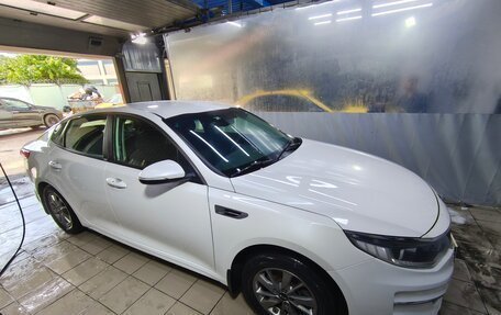 KIA Optima IV, 2017 год, 990 000 рублей, 6 фотография