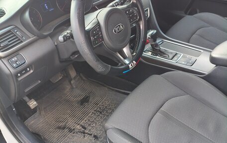 KIA Optima IV, 2017 год, 990 000 рублей, 8 фотография