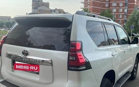 Toyota Land Cruiser Prado 150 рестайлинг 2, 2018 год, 4 800 000 рублей, 7 фотография