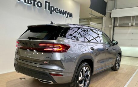 Skoda Kodiaq, 2025 год, 5 600 000 рублей, 5 фотография