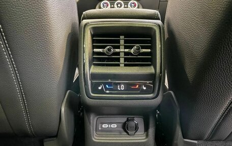 Skoda Kodiaq, 2025 год, 5 600 000 рублей, 24 фотография