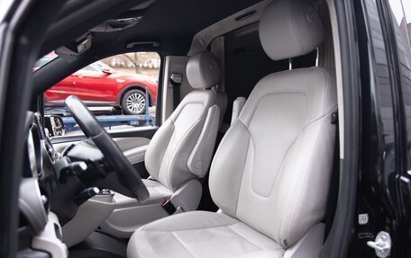 Mercedes-Benz V-Класс, 2016 год, 6 990 000 рублей, 21 фотография