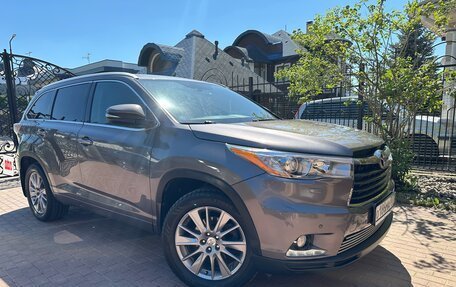 Toyota Highlander III, 2014 год, 3 750 000 рублей, 3 фотография