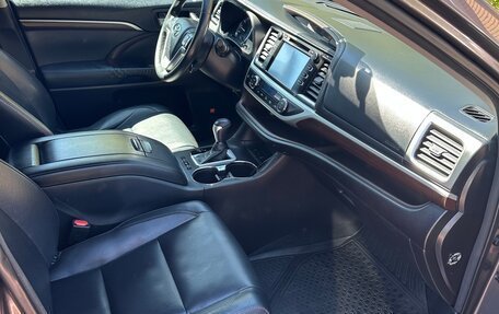 Toyota Highlander III, 2014 год, 3 750 000 рублей, 14 фотография