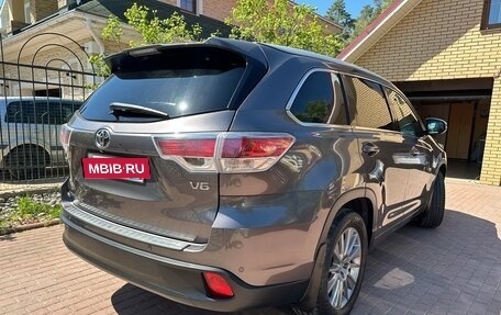 Toyota Highlander III, 2014 год, 3 750 000 рублей, 5 фотография