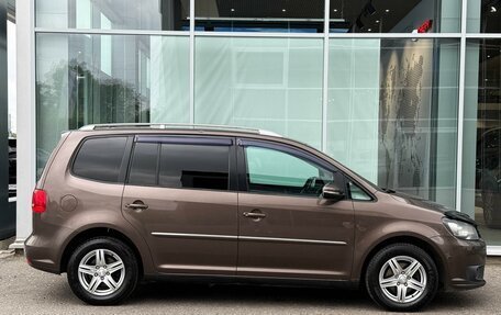 Volkswagen Touran III, 2012 год, 885 000 рублей, 5 фотография