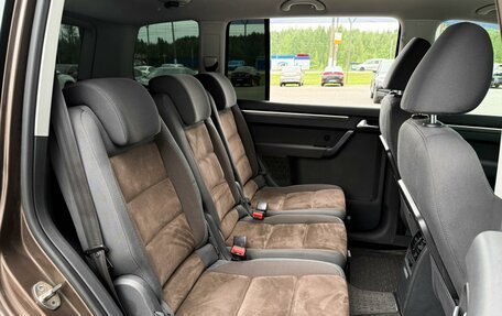 Volkswagen Touran III, 2012 год, 885 000 рублей, 7 фотография