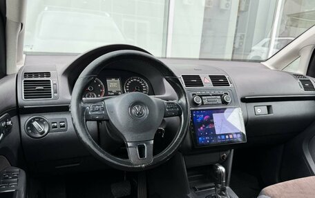 Volkswagen Touran III, 2012 год, 885 000 рублей, 6 фотография