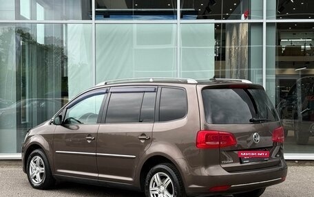 Volkswagen Touran III, 2012 год, 885 000 рублей, 2 фотография