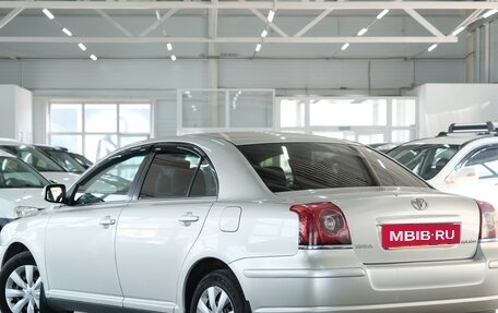 Toyota Avensis III рестайлинг, 2007 год, 949 000 рублей, 5 фотография