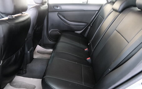 Toyota Avensis III рестайлинг, 2007 год, 949 000 рублей, 23 фотография