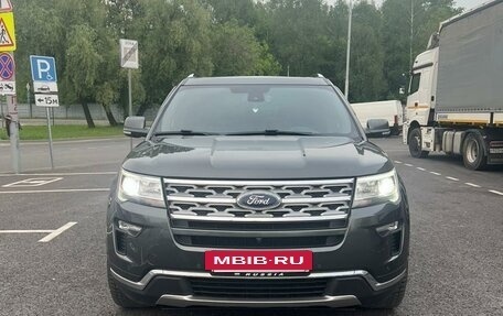 Ford Explorer VI, 2018 год, 3 250 000 рублей, 2 фотография
