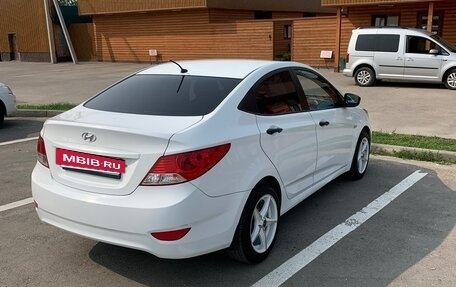 Hyundai Solaris II рестайлинг, 2014 год, 820 000 рублей, 4 фотография